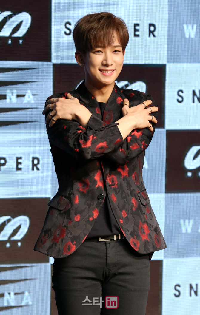 [포토]스누퍼 수현, '쌔끈남으로 변신!'