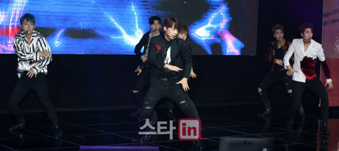 [포토]멋진 무대 선보이는 스누퍼