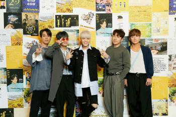 젝스키스 "20주년, 본격적인 활동의 시작점 될 것"