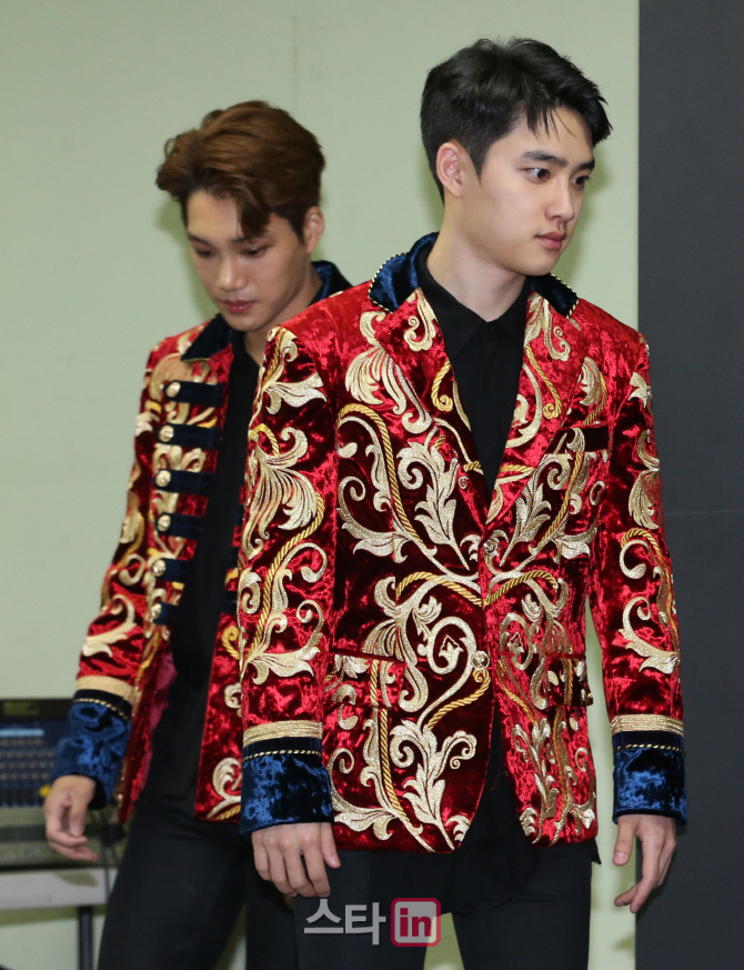 [포토]엑소 카이-디오, '상남자들의 입장'