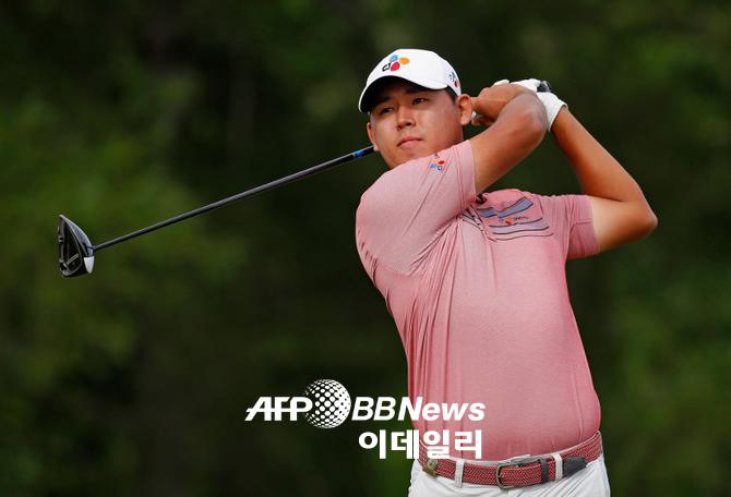 김시우, US오픈 공동 8위 선전...세계 1~3위 동반 컷탈락 충격