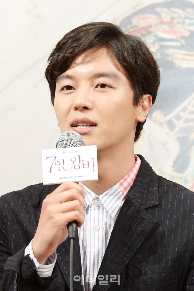 ‘7일의 왕비’ 연우진 “부주의로 눈부상… 박민영 찜질에 감동”