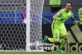 'GK 브라보, 신들린 선방' 칠레, 포르투갈 꺾고 컨페드컵 결승행