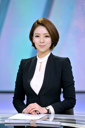 양윤경 기자 "'배현진 양치질 사건' 이후 비제작부서 발령"