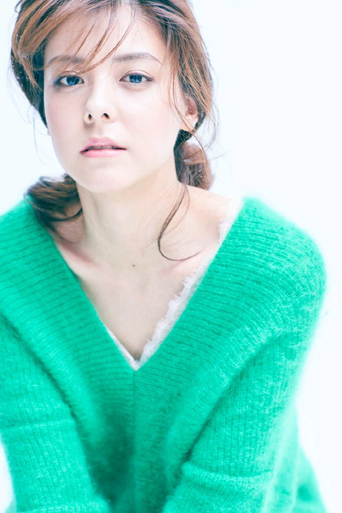 후지이 미나, 히사이시 조 콘서트 나레이션 맡는다.