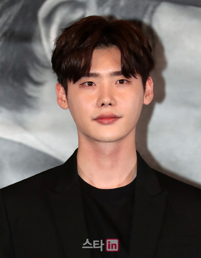 [포토]이종석, '북에서 온 브이아이피'