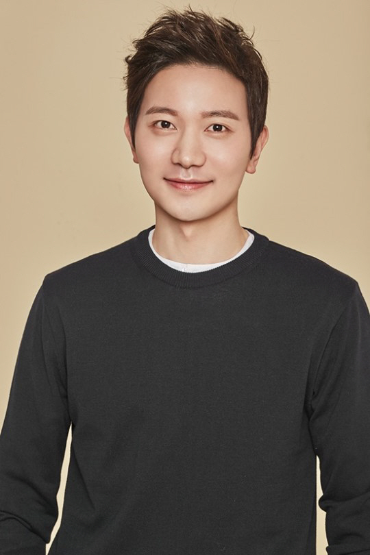 'MBC아나 출신' 김정근, EBS라디오 DJ발탁…프리 선언 후 첫 고정