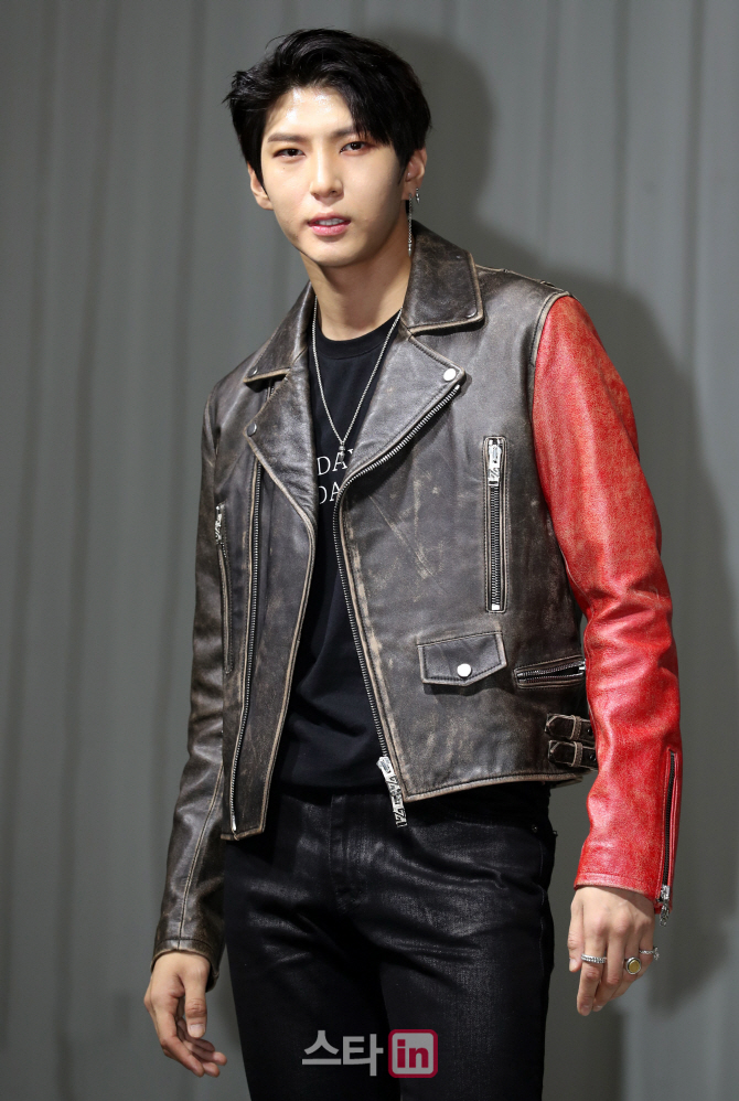 [포토]VIXX LR 레오, '카리스마'