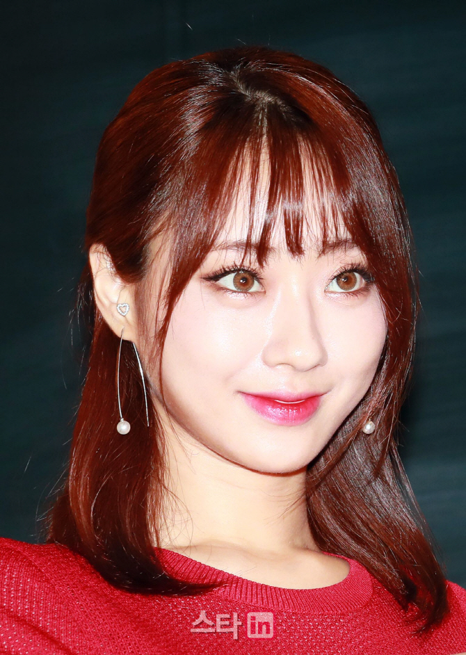 [포토]나인뮤지스 경리, '클로즈업도 자신있어요'