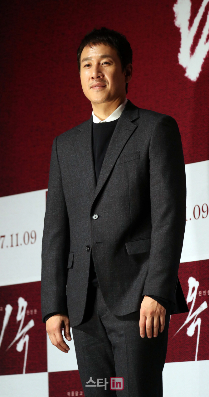 [포토]이선균 '애정결핍 가진 캐릭터'