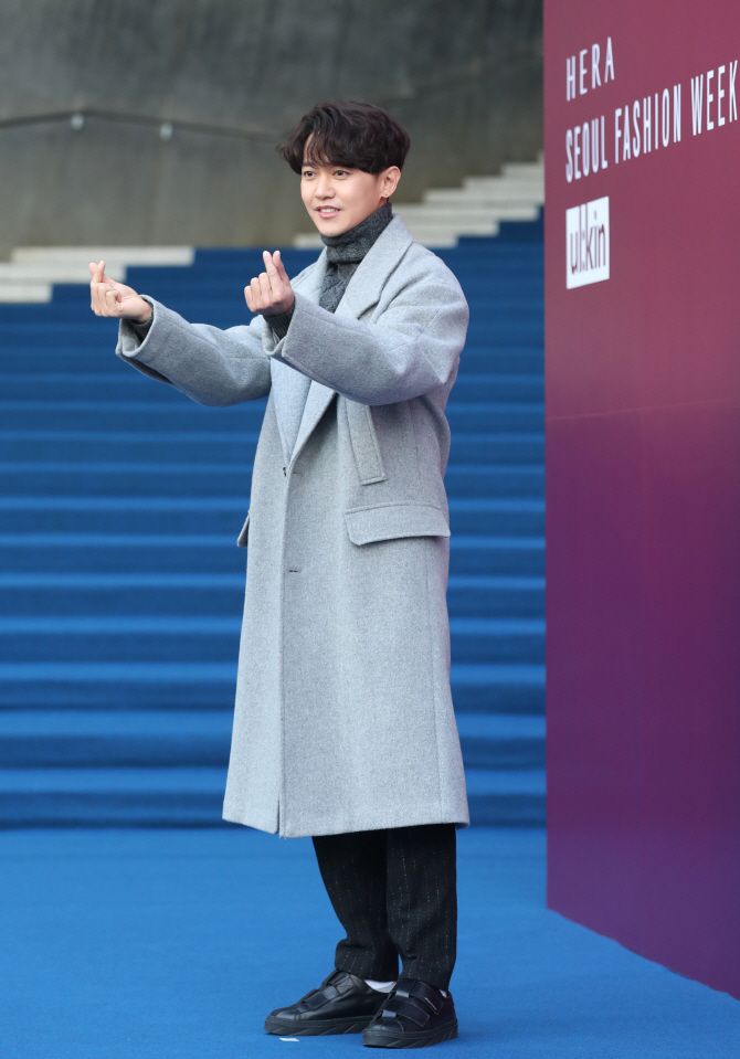 강균성, '근사한 매력남'