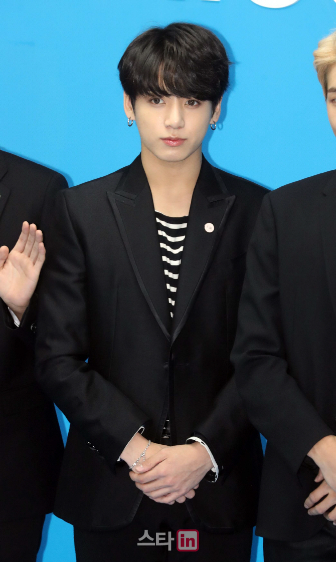 [포토]BTS 정국 '초롱초롱 빛나는 눈'