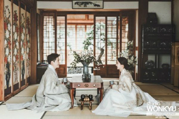 최필립, 오늘(4일) 9세 연하 회사원과 결혼