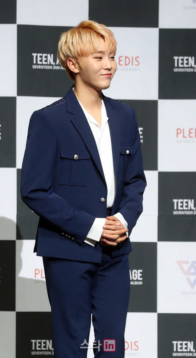 [포토]승관 '팬들 설레는 미소'