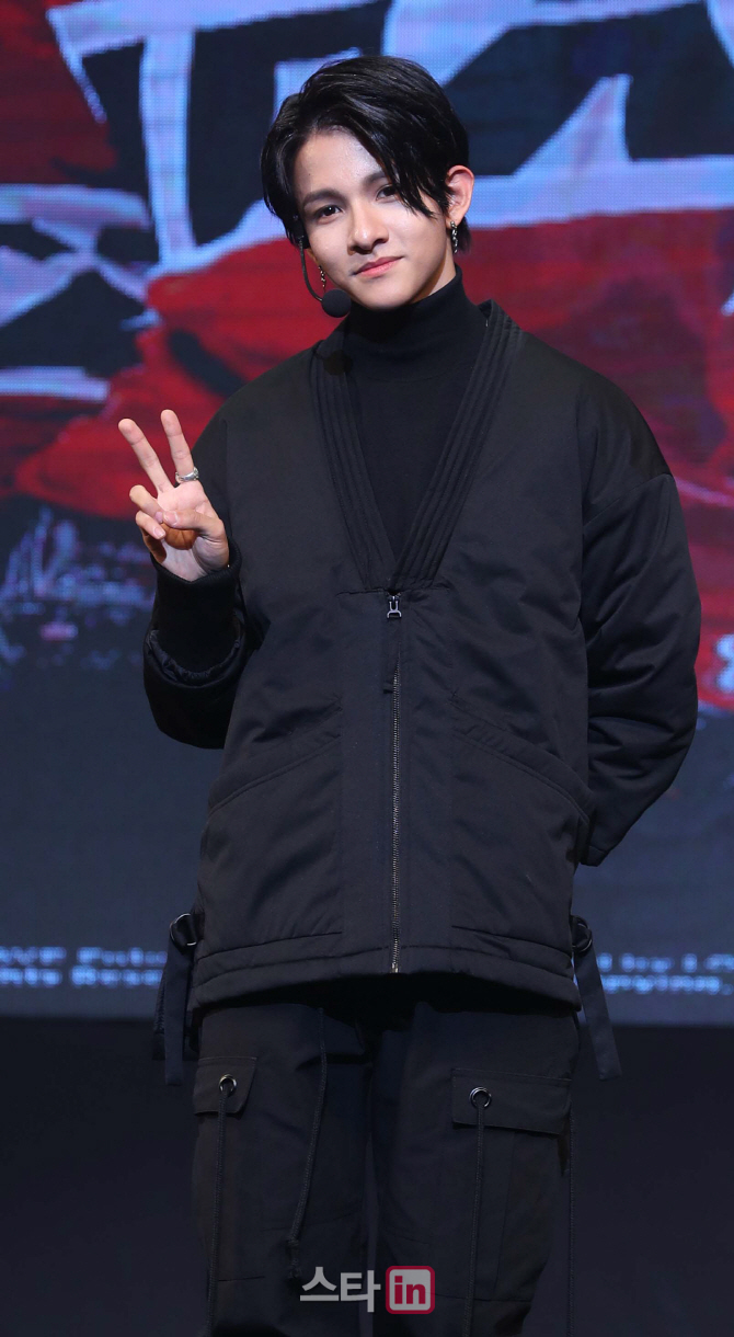 사무엘, 뉴잭스윙 '캔디'로 컴백 "故 김성재 영상 보며 연구"