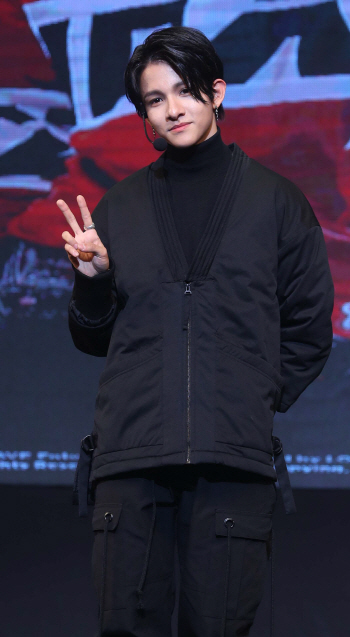 사무엘, 뉴잭스윙 '캔디'로 컴백 "故 김성재 영상 보며 연구"