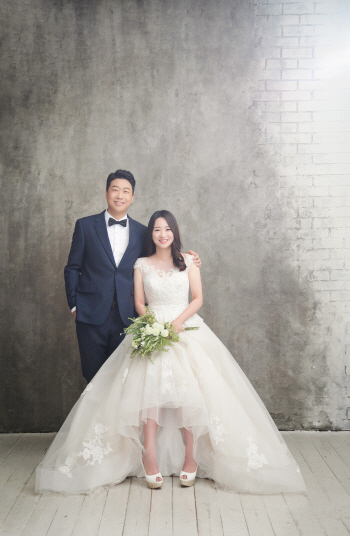 KBO 홍보팀 손이록 사원, 25일 백년가약