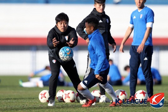 '축구천재' 고종수, 대전시티즌 지휘봉 잡는다