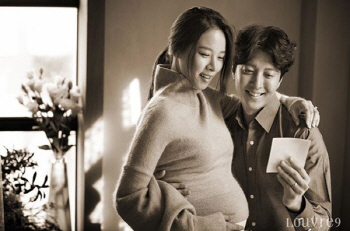 박한별 '혼전임신 솔직 고백' 스타 결혼 新 풍속도