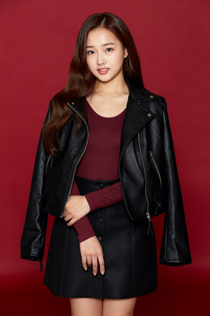 크리샤 츄, 컴백 앞두고 이너웨어 모델 발탁