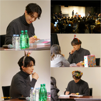 이동욱, 사인회 비하인드 공개…다정 뚝뚝 눈빛