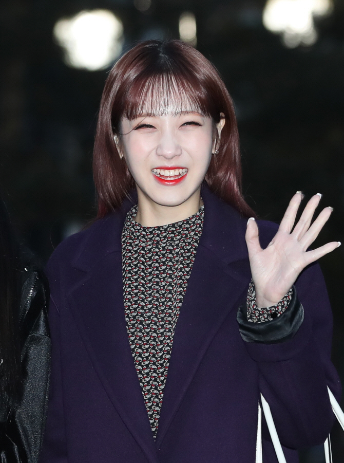 러블리즈 유지애, '반달 눈웃음'