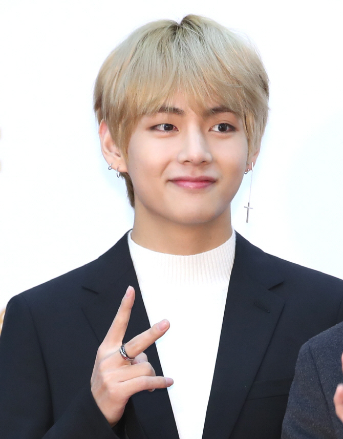 방탄소년단 뷔, '세계1위 미남의 위엄'