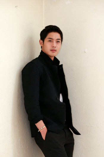 검찰, 김현중 前여친 사기미수 등 혐의로 1년4월 구형