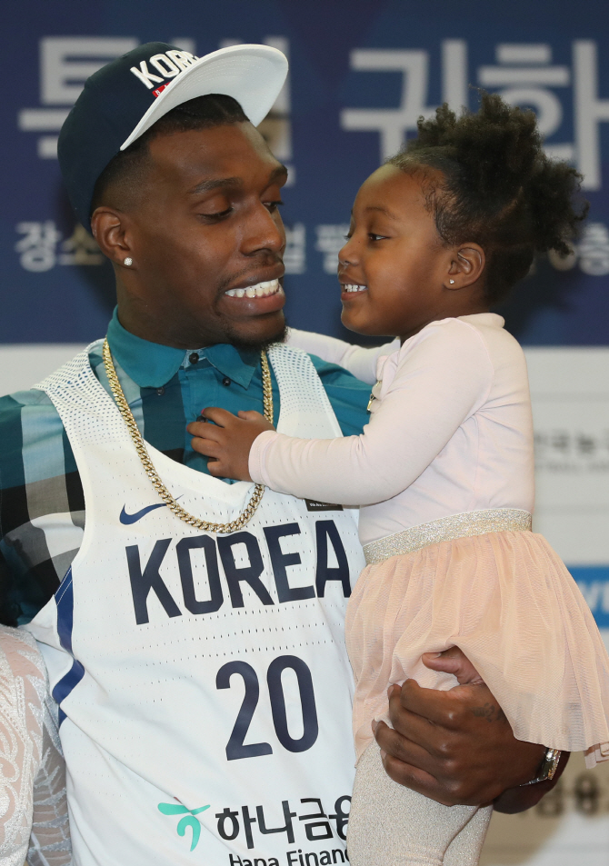 한국 국민 '라건아' 된 라틀리프 "내게 대한민국은 사랑"