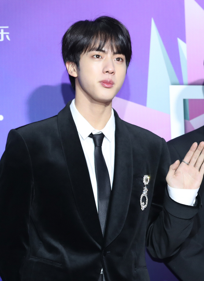 방탄소년단 진, '월드 와이드 핸섬'