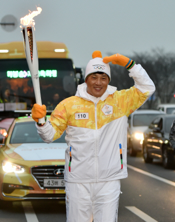 '올림픽 선배' 이승엽이 국가대표 후배에 전하는 말