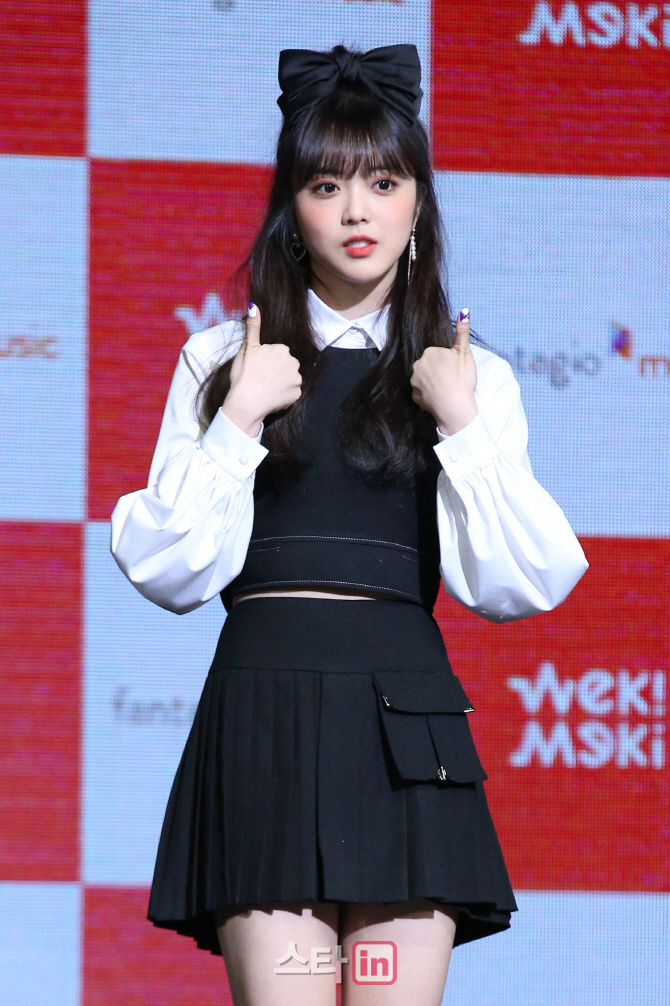 [포토]위키미키 지수연, '조금 긴장했어요'