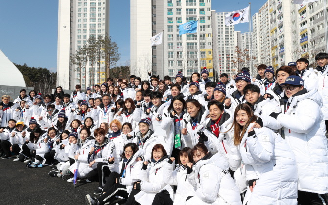 '역대 최다 메달' 대한민국 선수단, 공식 해단식