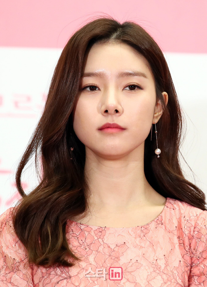 [포토]'무표정도 매력'