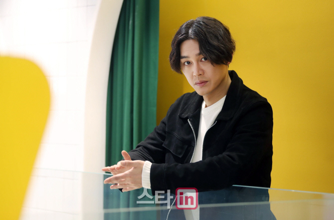 [포토]성혁 '카리스마 넘치는 눈빛'