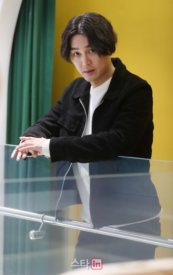 [포토]성혁 '동장군의 눈빛'