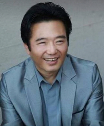 [직격 인터뷰] 배우 조성규 "故 조민기 빈소, 여론 무서워 안찾나?"