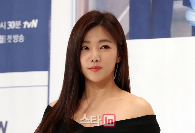 [포토]이채영, '쇄골미녀'