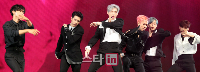 [포토]빅스(VIXX), 'EAU DE VIXX' 쇼케이스