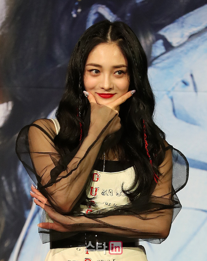 [포토]프리스틴 V 결경, '완벽한 브이라인'