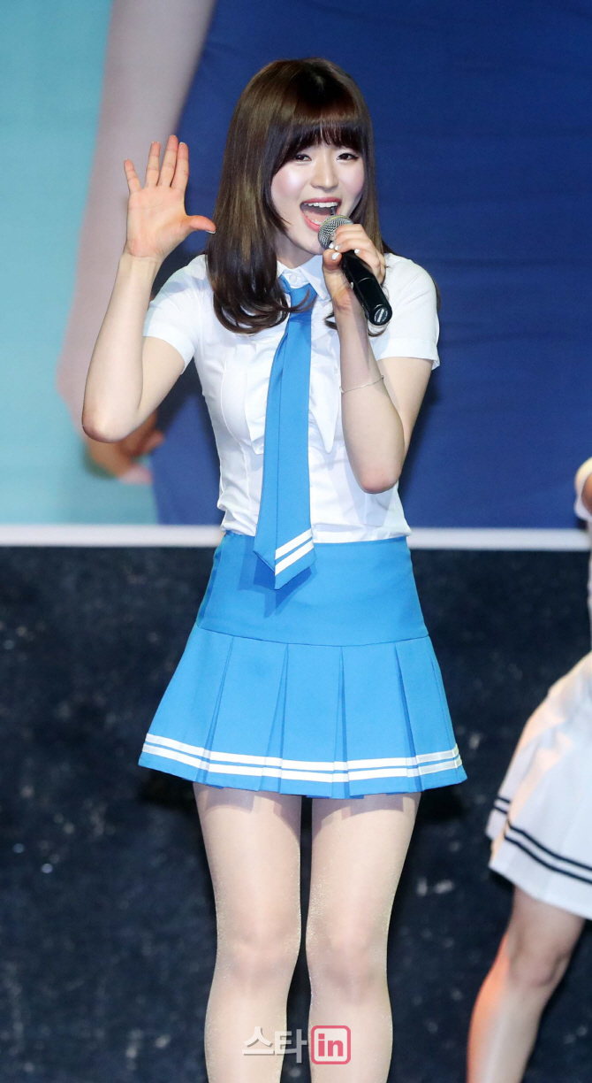 [포토]한여름 '방가방가 안녕하세요'