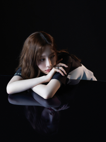 태연, 'Something New' 18일 발표 '음악적 변신 담았다'
