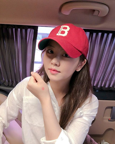 [포토] 김소현 "생애 첫 투표하고 왔습니다!"