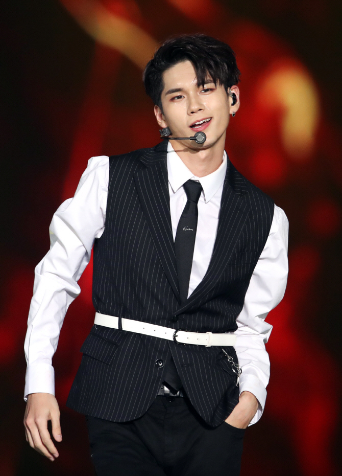 워너원 옹성우, 오빠가 좀 멋있지?