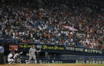 KBO리그, 폭염 뚫고 8년 연속 600만 관중 돌파