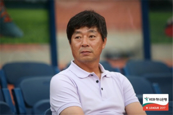 강원FC, 김병수 전력강화부장 신임 사령탑 선임