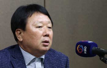 한국 야구, 우여곡절 딛고 아시아 최강 지킨다