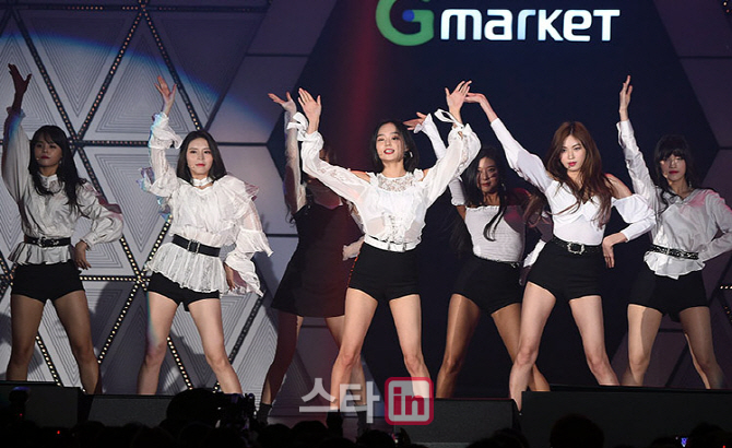 [포토]  CLC 스마일콘서트 공연