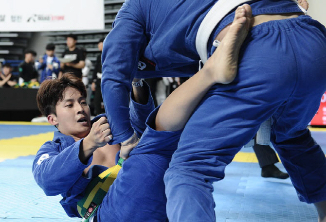 [포토] 수비하는 허경환
