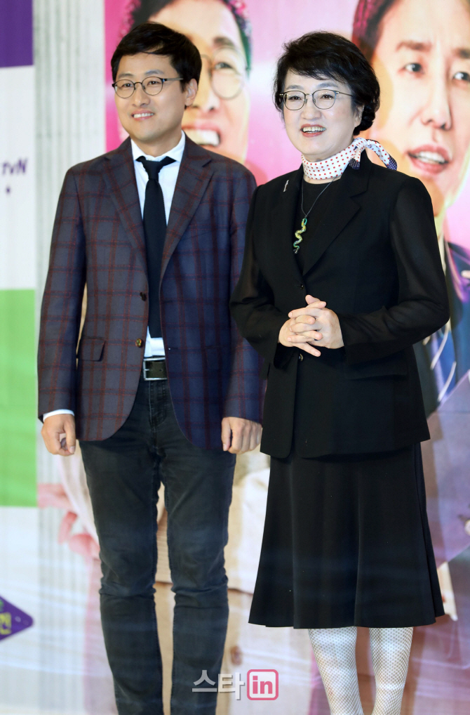 [포토]김상욱-김진애 '새롭게 합류한 잡학박사'